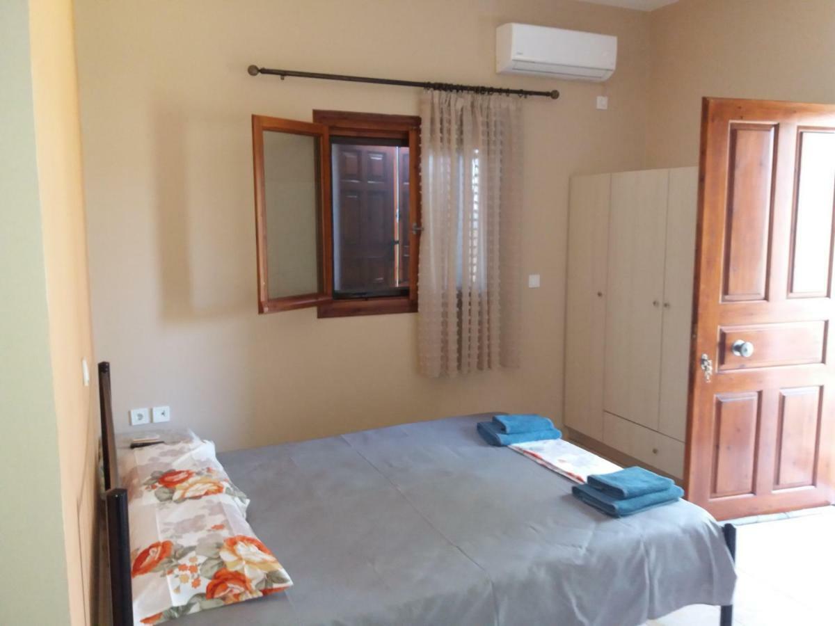 Armiriki Apartments Korakochori ภายนอก รูปภาพ